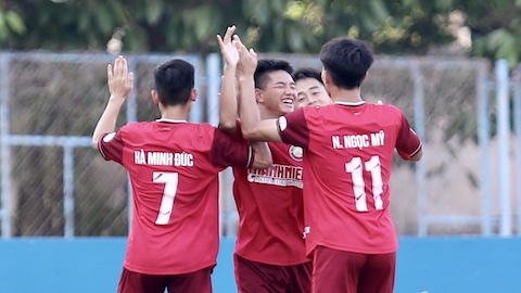 May mắn ngoảnh mặt, SLNA ngẩn ngơ nhìn Thanh Hoá vô địch U19 QG